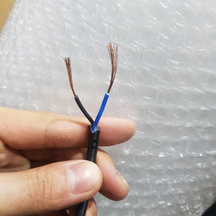 Kabel Listrik Flexible Hitam NYYHY 2x0.5 KITANI Serabut SNI *Per1meter